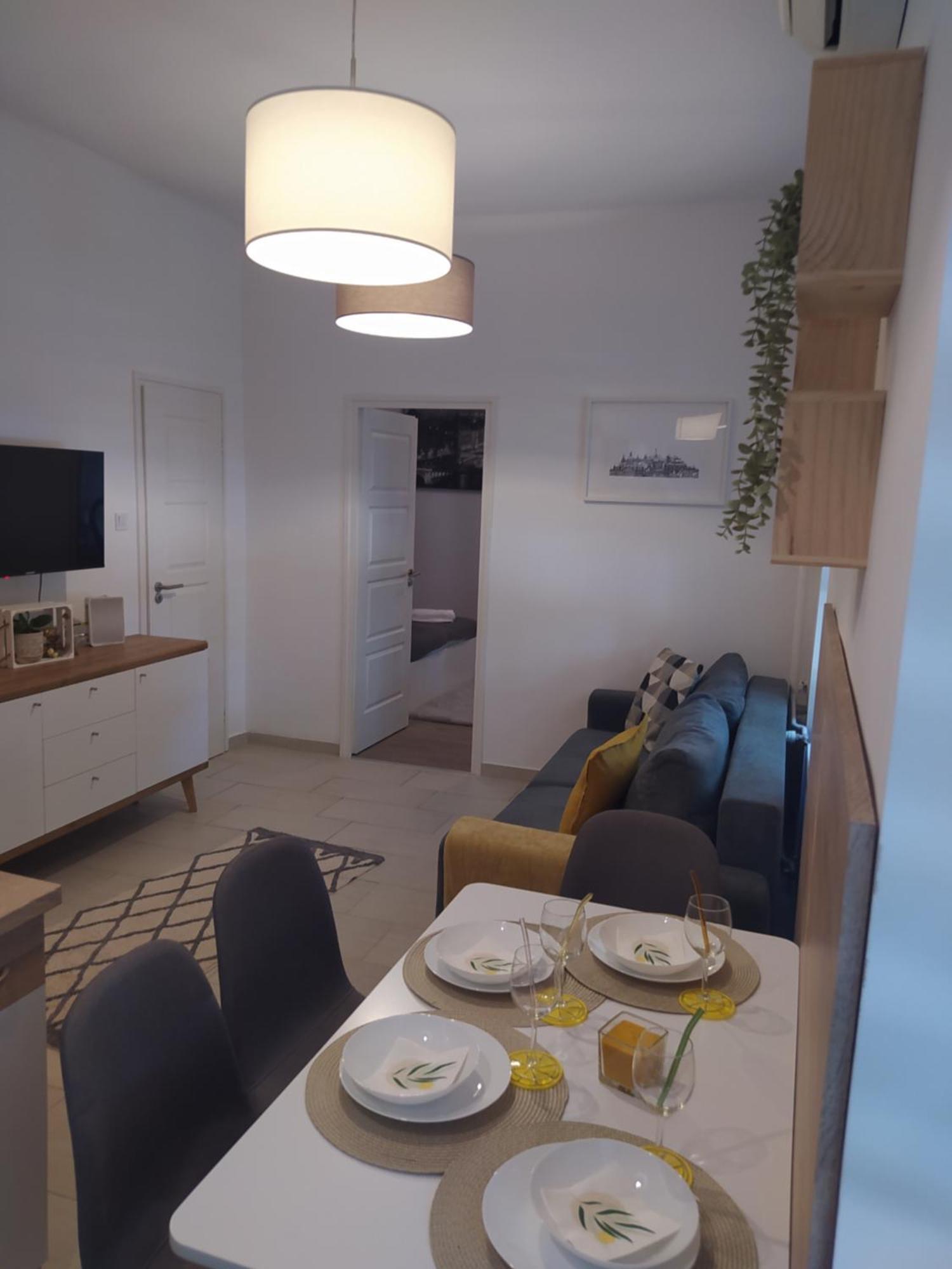 Lady Mabel'S Apartment Near To Arena, Puskas Stadion And City Park, With Guarded Parking Place Budapest Bagian luar foto