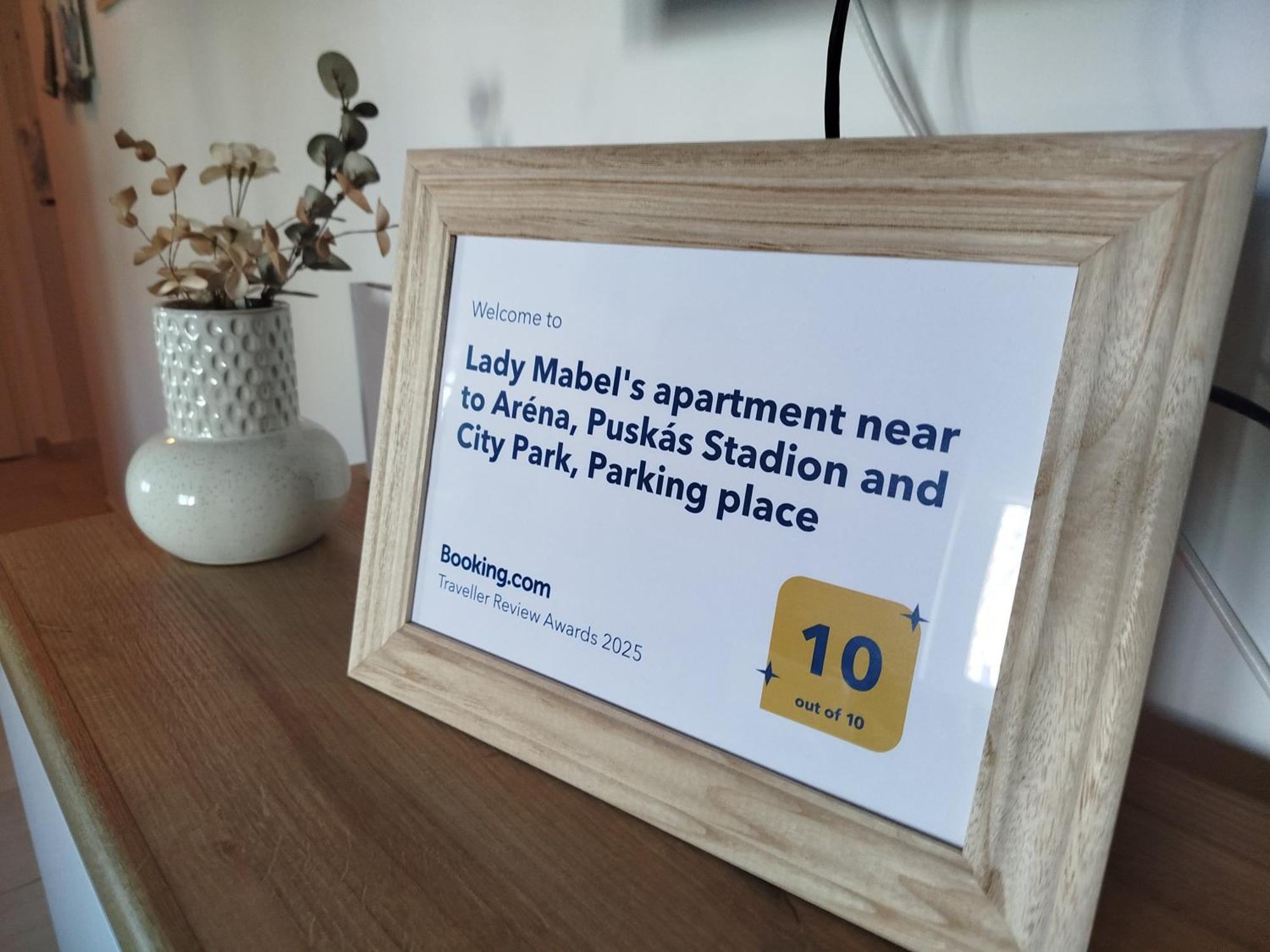 Lady Mabel'S Apartment Near To Arena, Puskas Stadion And City Park, With Guarded Parking Place Budapest Bagian luar foto